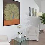 La Movida Frühstückspension 4*