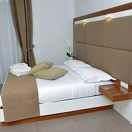 La Movida Bed & Breakfast 4*