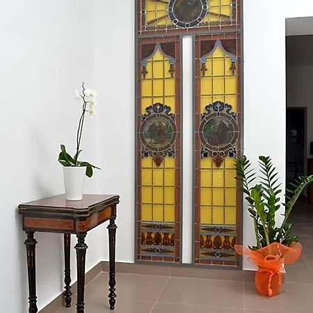 La Movida Bed & Breakfast