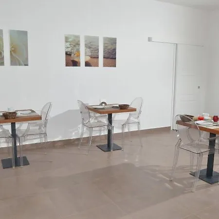 Panzió La Movida Nápoly